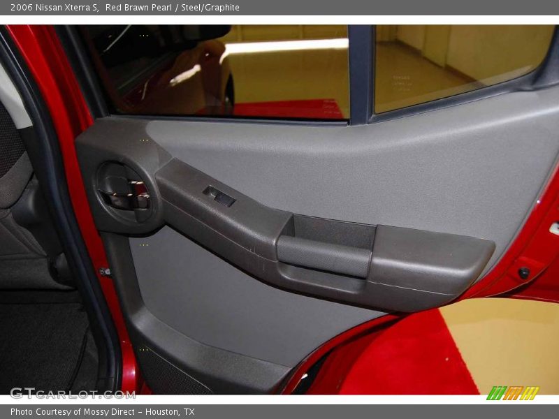 Red Brawn Pearl / Steel/Graphite 2006 Nissan Xterra S