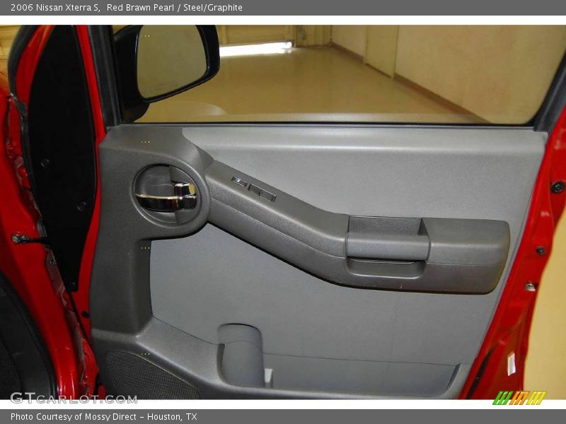 Red Brawn Pearl / Steel/Graphite 2006 Nissan Xterra S