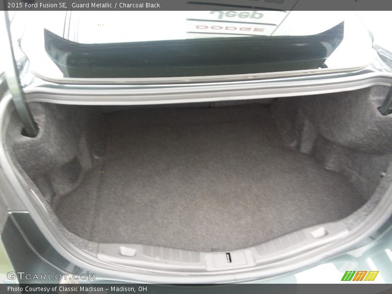 Guard Metallic / Charcoal Black 2015 Ford Fusion SE