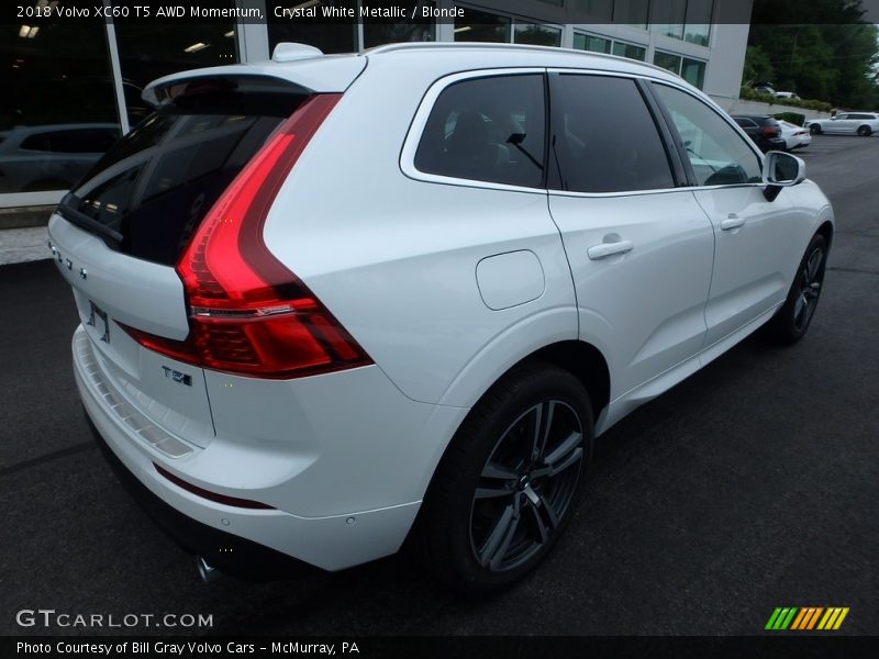 Crystal White Metallic / Blonde 2018 Volvo XC60 T5 AWD Momentum