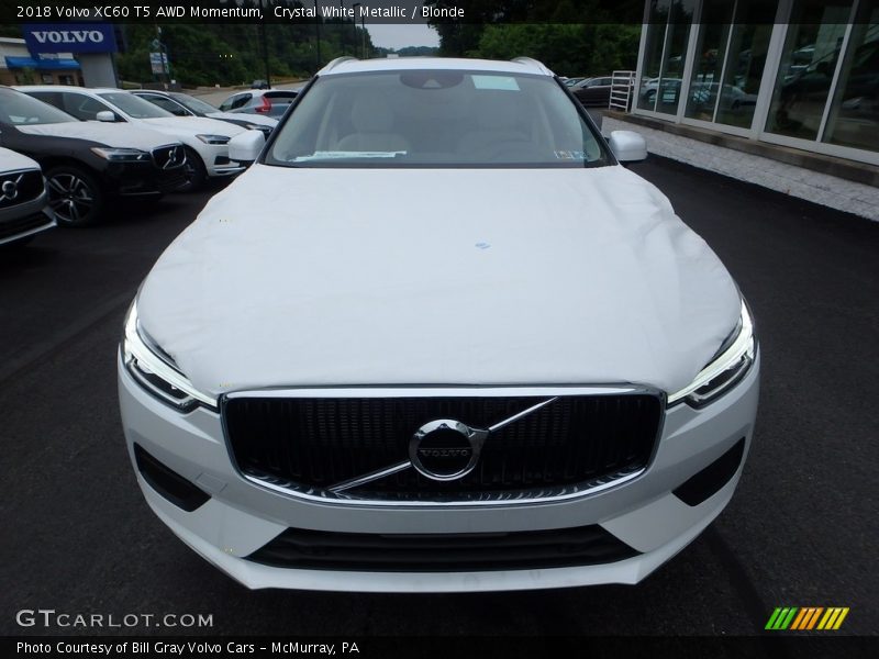 Crystal White Metallic / Blonde 2018 Volvo XC60 T5 AWD Momentum