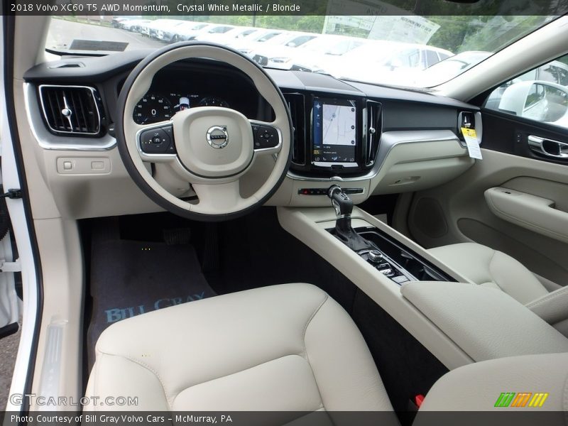  2018 XC60 T5 AWD Momentum Blonde Interior