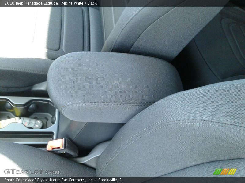 Alpine White / Black 2018 Jeep Renegade Latitude