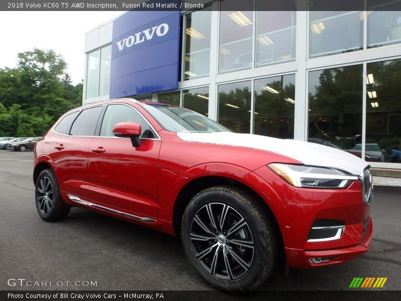 Front 3/4 View of 2018 XC60 T5 AWD Inscription