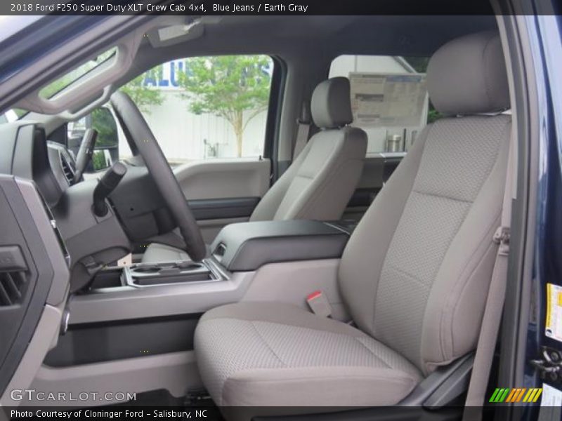 Blue Jeans / Earth Gray 2018 Ford F250 Super Duty XLT Crew Cab 4x4