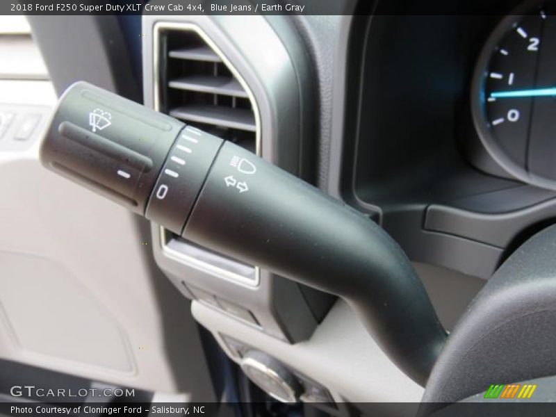 Blue Jeans / Earth Gray 2018 Ford F250 Super Duty XLT Crew Cab 4x4
