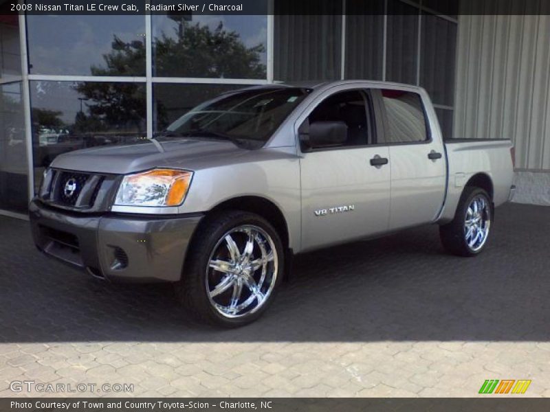 Radiant Silver / Charcoal 2008 Nissan Titan LE Crew Cab