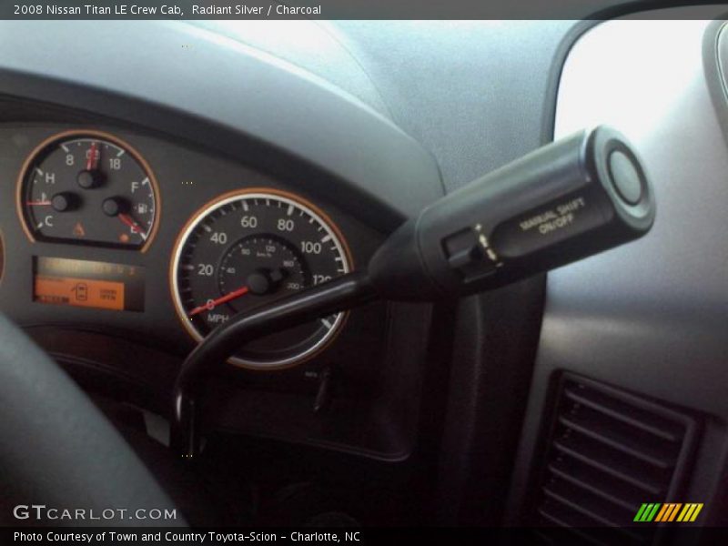 Radiant Silver / Charcoal 2008 Nissan Titan LE Crew Cab