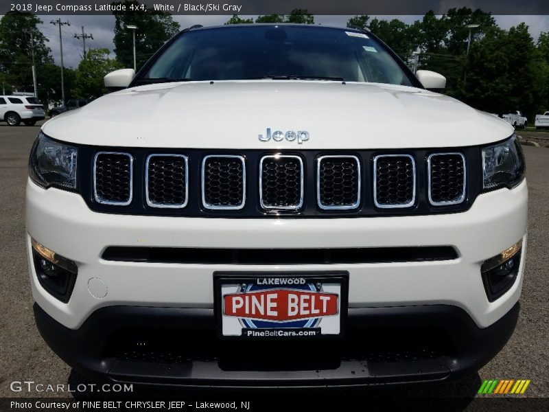 White / Black/Ski Gray 2018 Jeep Compass Latitude 4x4