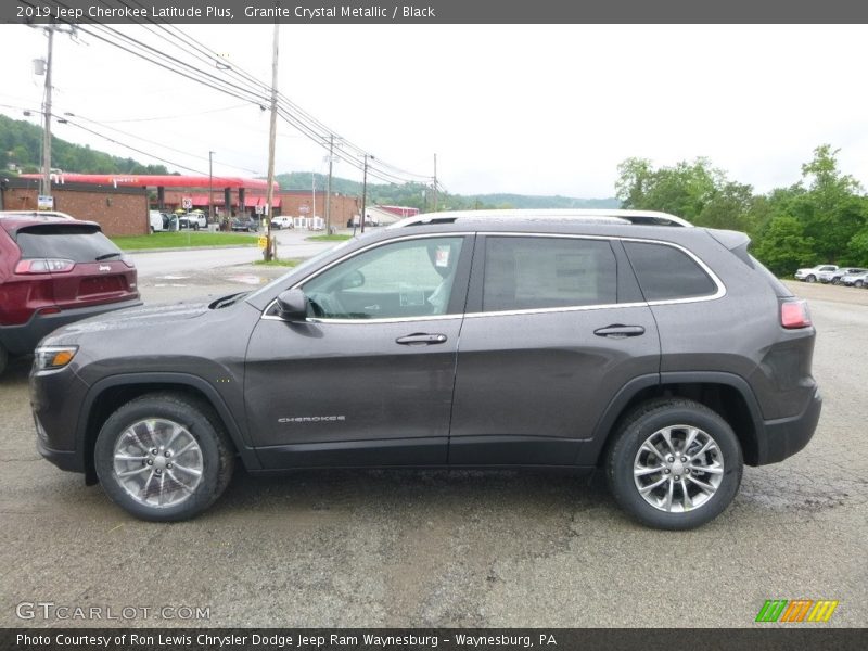 Granite Crystal Metallic / Black 2019 Jeep Cherokee Latitude Plus
