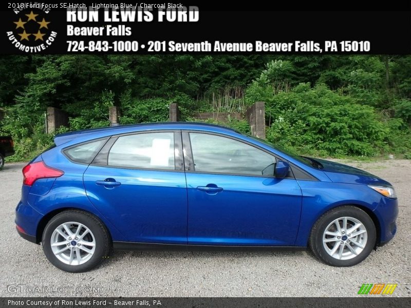 Lightning Blue / Charcoal Black 2018 Ford Focus SE Hatch