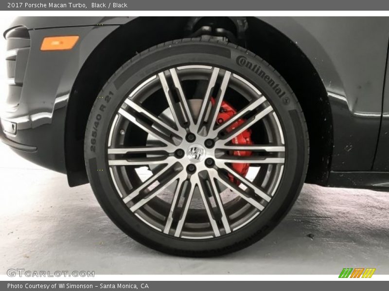 Black / Black 2017 Porsche Macan Turbo