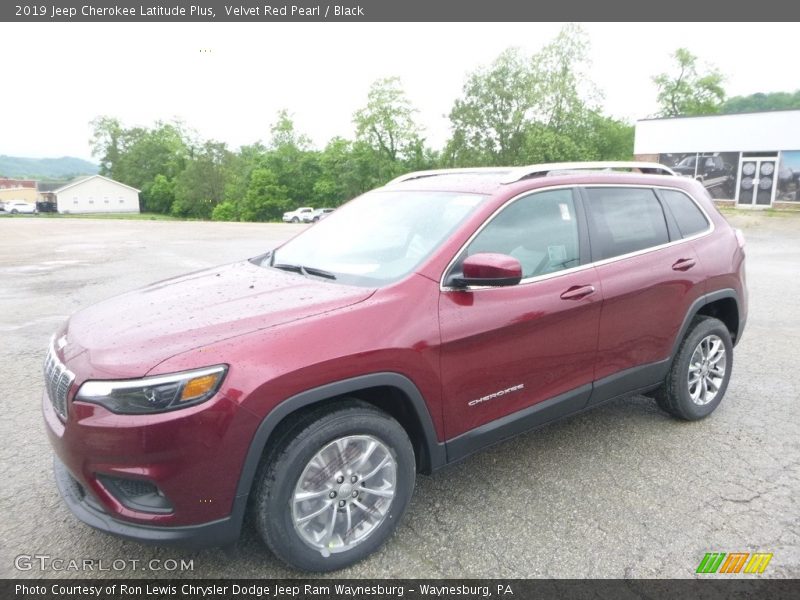 Velvet Red Pearl / Black 2019 Jeep Cherokee Latitude Plus