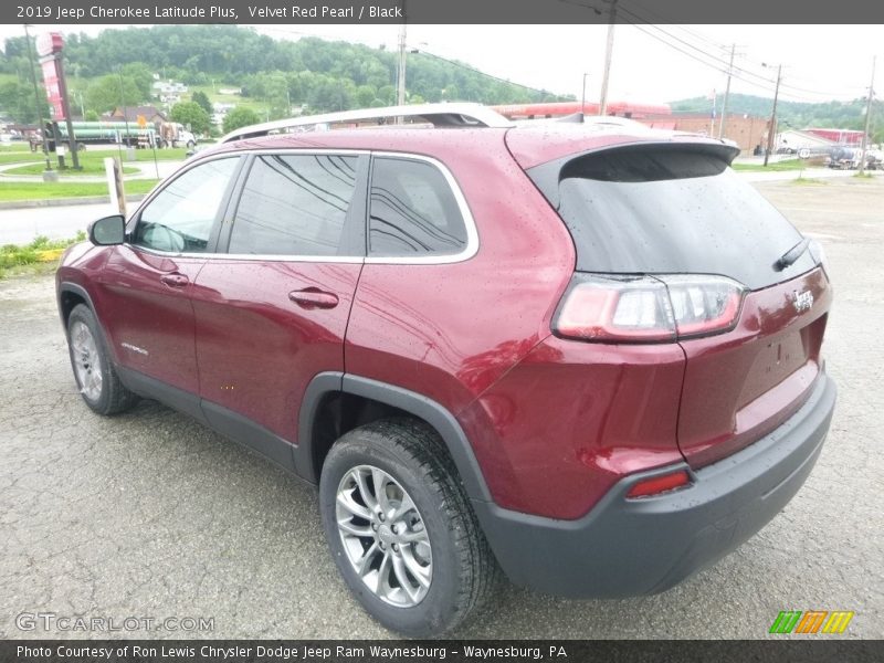 Velvet Red Pearl / Black 2019 Jeep Cherokee Latitude Plus