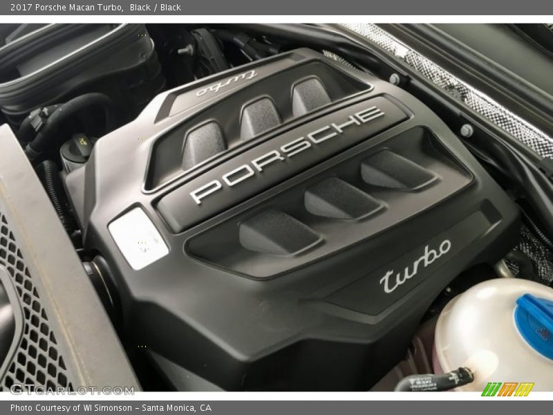 Black / Black 2017 Porsche Macan Turbo