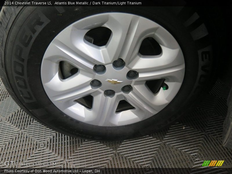 Atlantis Blue Metallic / Dark Titanium/Light Titanium 2014 Chevrolet Traverse LS
