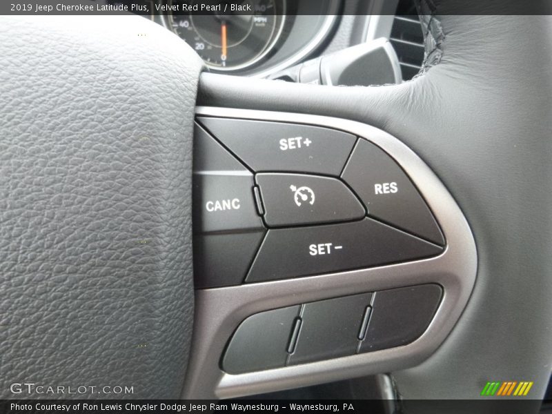 Velvet Red Pearl / Black 2019 Jeep Cherokee Latitude Plus