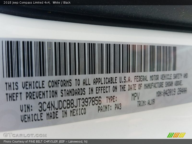 White / Black 2018 Jeep Compass Limited 4x4