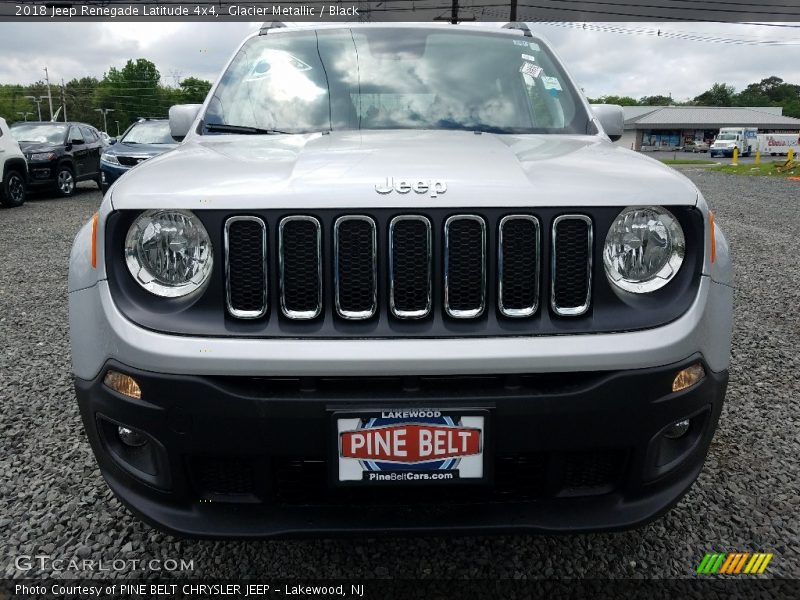 Glacier Metallic / Black 2018 Jeep Renegade Latitude 4x4