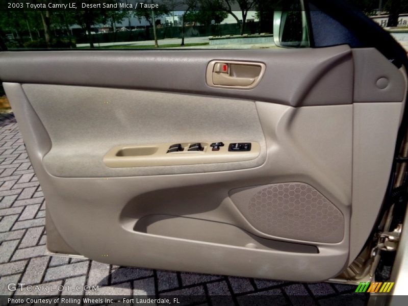 Desert Sand Mica / Taupe 2003 Toyota Camry LE