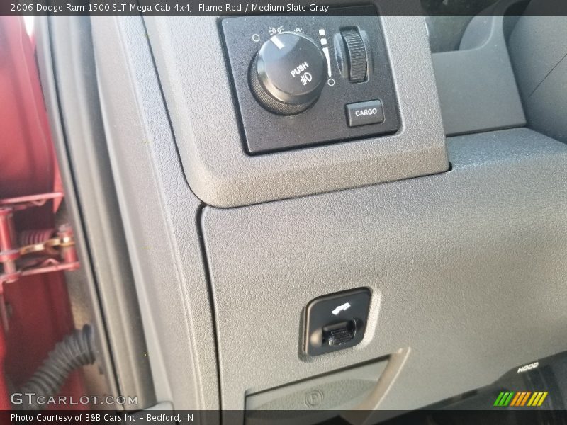 Flame Red / Medium Slate Gray 2006 Dodge Ram 1500 SLT Mega Cab 4x4