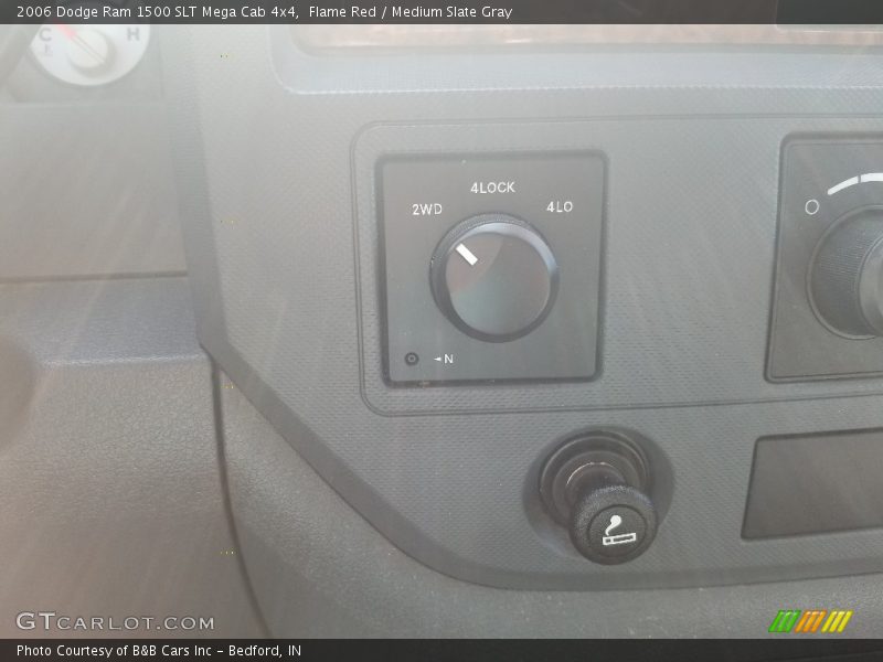 Flame Red / Medium Slate Gray 2006 Dodge Ram 1500 SLT Mega Cab 4x4