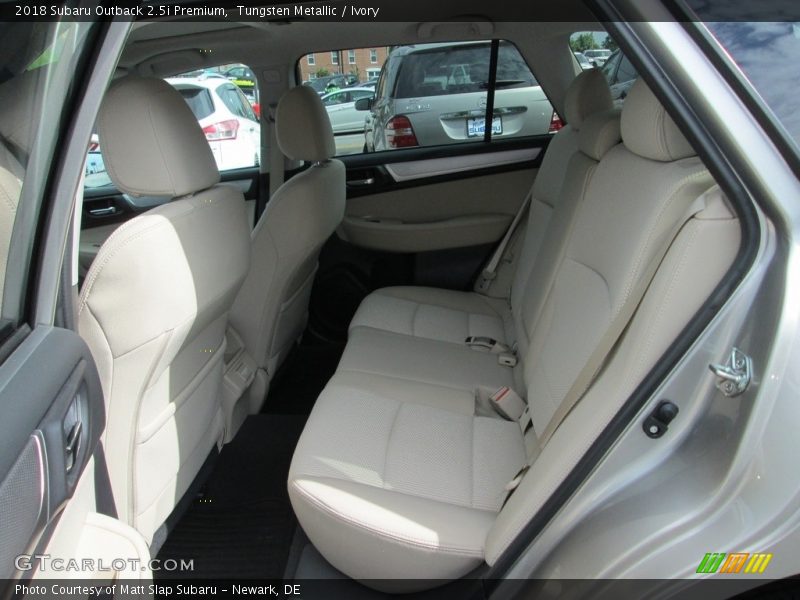 Tungsten Metallic / Ivory 2018 Subaru Outback 2.5i Premium