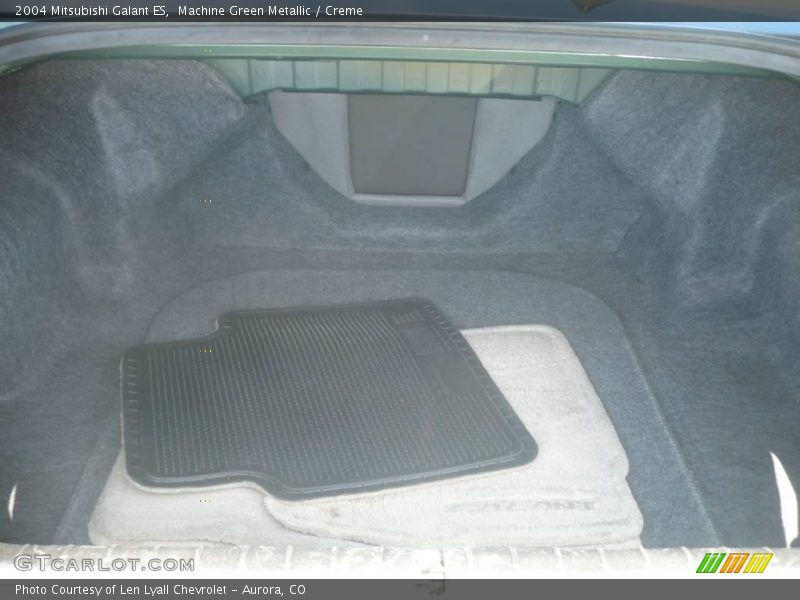 Machine Green Metallic / Creme 2004 Mitsubishi Galant ES
