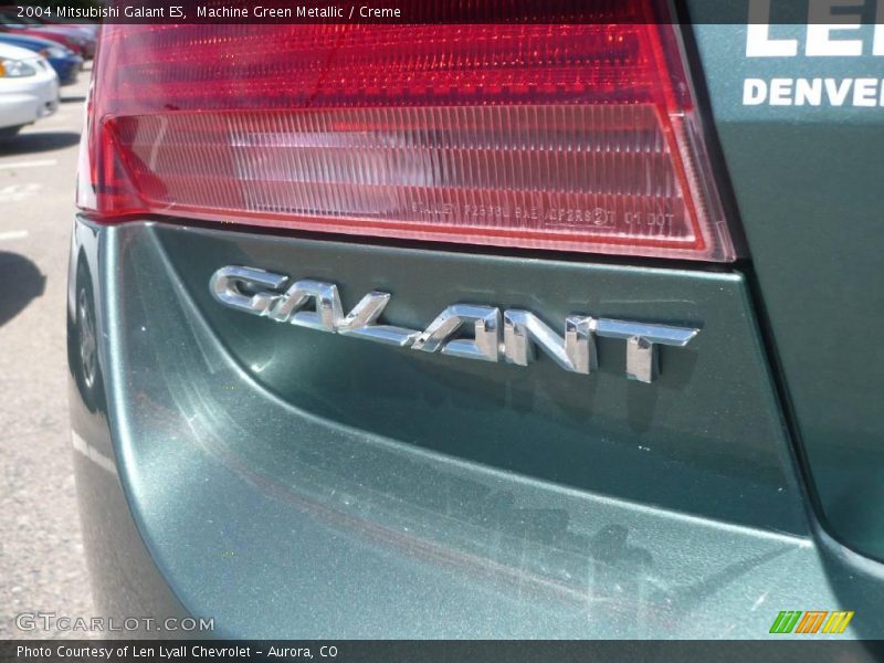 Machine Green Metallic / Creme 2004 Mitsubishi Galant ES