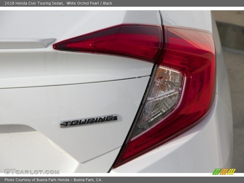 White Orchid Pearl / Black 2018 Honda Civic Touring Sedan