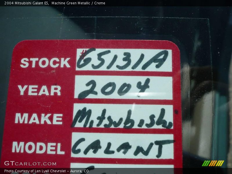 Machine Green Metallic / Creme 2004 Mitsubishi Galant ES