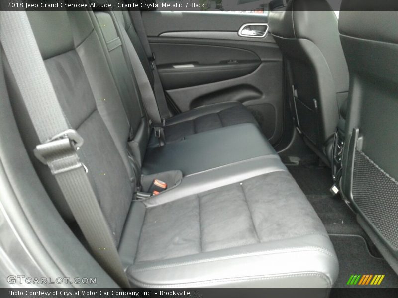 Granite Crystal Metallic / Black 2018 Jeep Grand Cherokee Altitude
