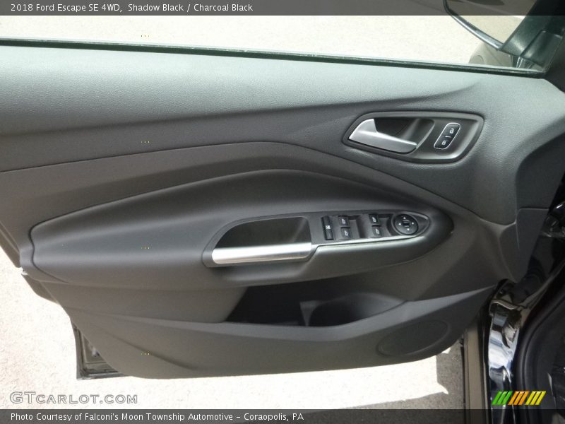 Shadow Black / Charcoal Black 2018 Ford Escape SE 4WD