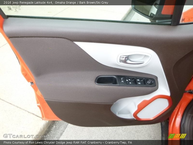 Omaha Orange / Bark Brown/Ski Grey 2016 Jeep Renegade Latitude 4x4