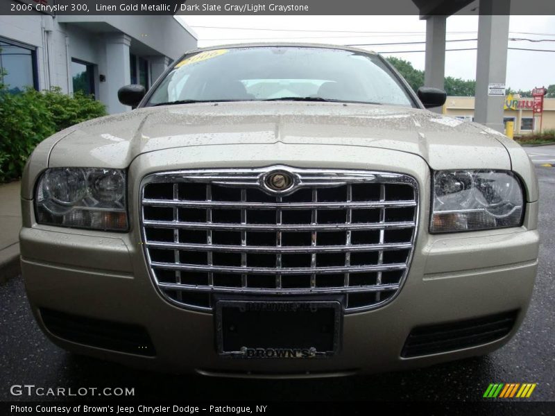 Linen Gold Metallic / Dark Slate Gray/Light Graystone 2006 Chrysler 300