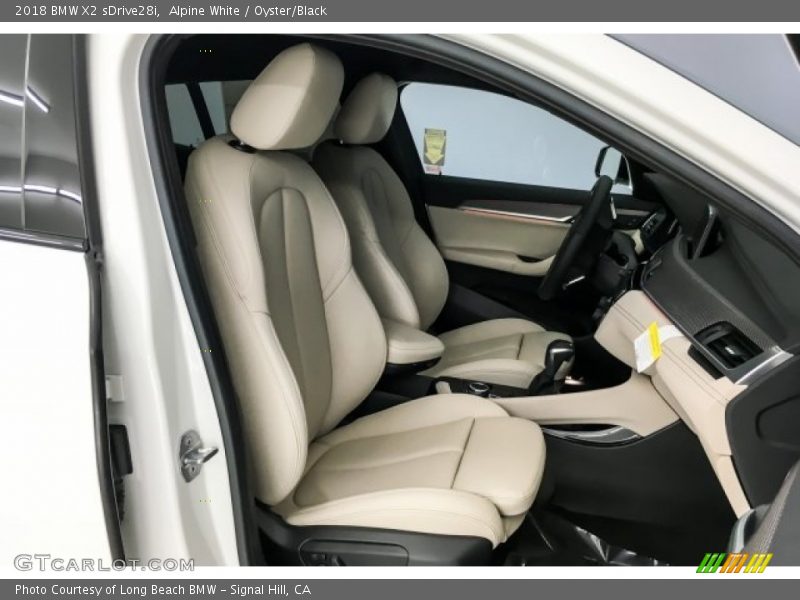 Alpine White / Oyster/Black 2018 BMW X2 sDrive28i
