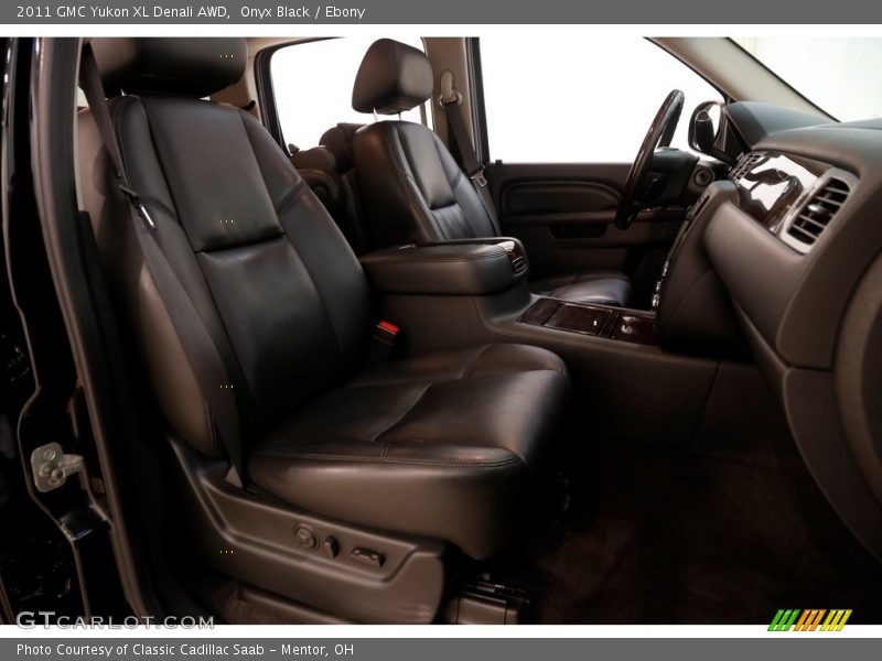 Onyx Black / Ebony 2011 GMC Yukon XL Denali AWD