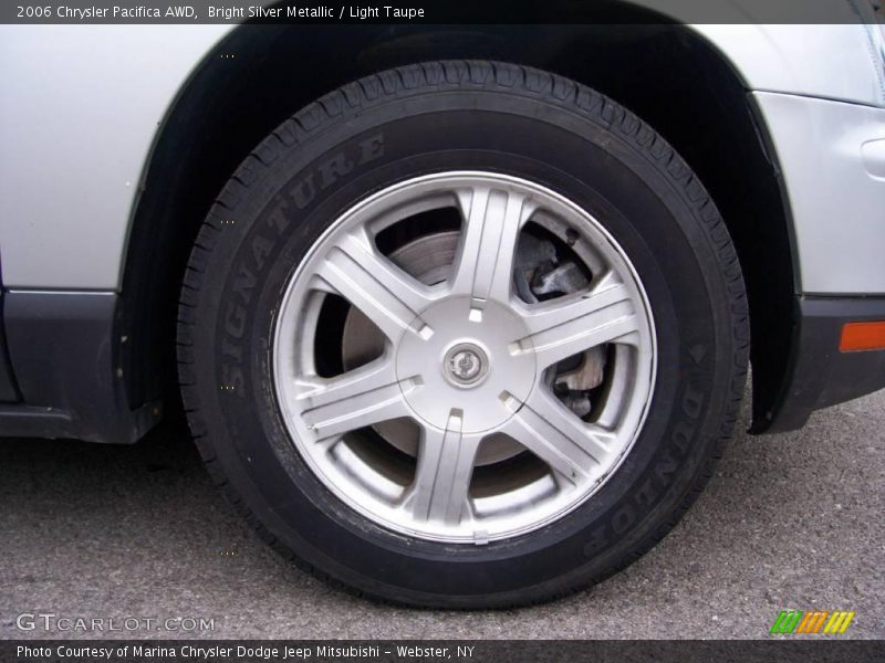 Bright Silver Metallic / Light Taupe 2006 Chrysler Pacifica AWD