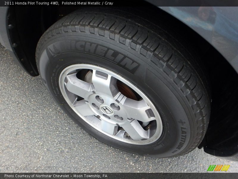 Polished Metal Metallic / Gray 2011 Honda Pilot Touring 4WD