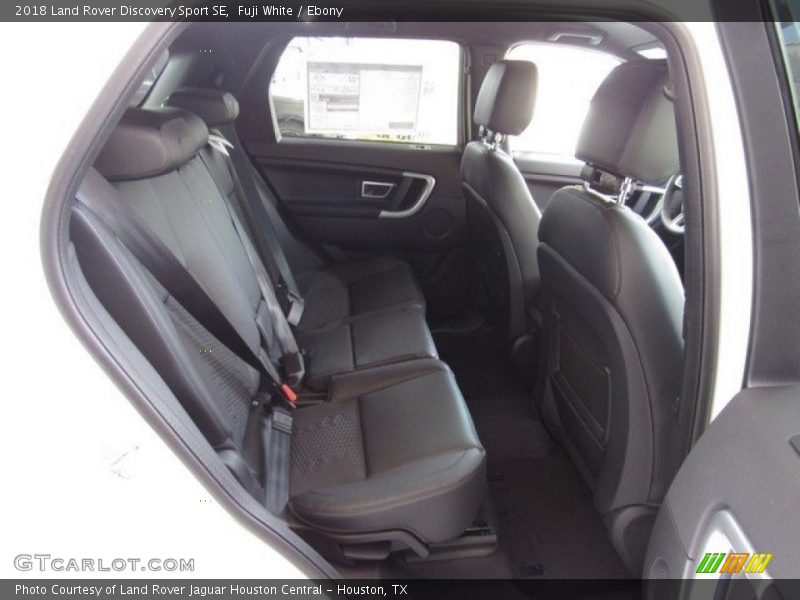 Fuji White / Ebony 2018 Land Rover Discovery Sport SE