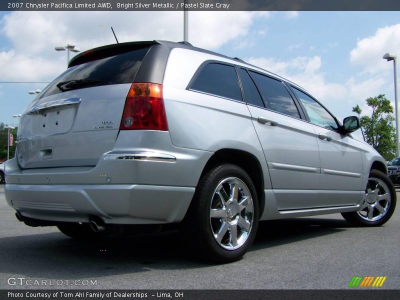 Bright Silver Metallic / Pastel Slate Gray 2007 Chrysler Pacifica Limited AWD
