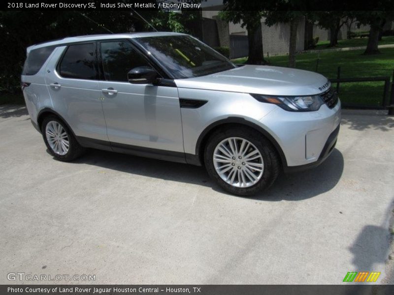 Indus Silver Metallic / Ebony/Ebony 2018 Land Rover Discovery SE
