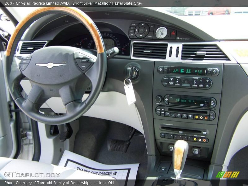 Bright Silver Metallic / Pastel Slate Gray 2007 Chrysler Pacifica Limited AWD