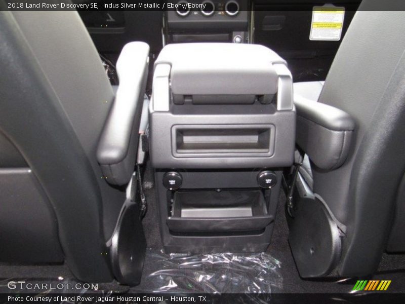 Indus Silver Metallic / Ebony/Ebony 2018 Land Rover Discovery SE
