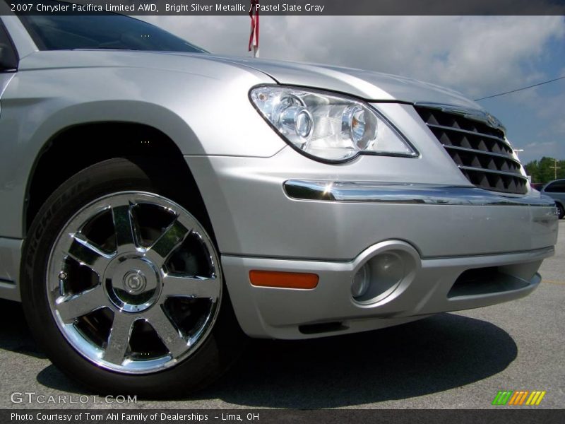 Bright Silver Metallic / Pastel Slate Gray 2007 Chrysler Pacifica Limited AWD