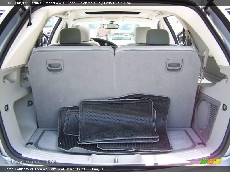 Bright Silver Metallic / Pastel Slate Gray 2007 Chrysler Pacifica Limited AWD