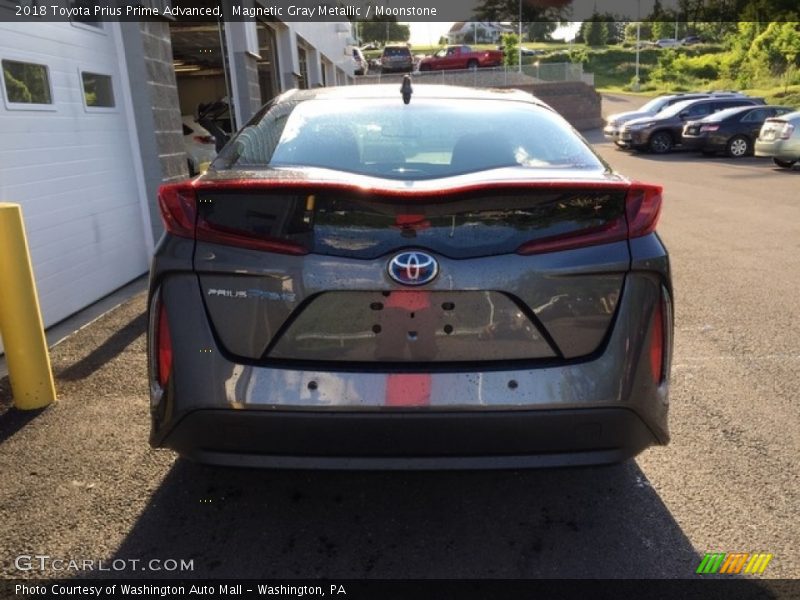 Magnetic Gray Metallic / Moonstone 2018 Toyota Prius Prime Advanced