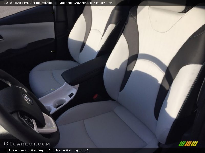 Magnetic Gray Metallic / Moonstone 2018 Toyota Prius Prime Advanced