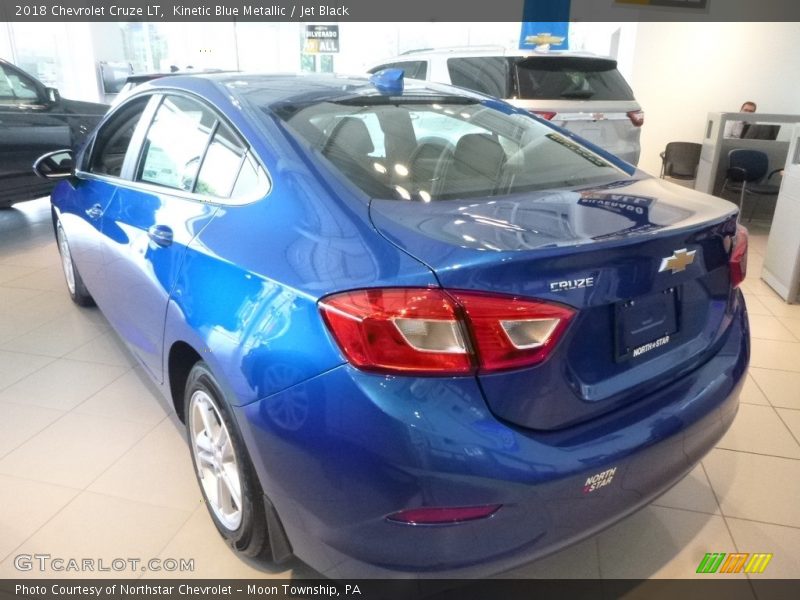 Kinetic Blue Metallic / Jet Black 2018 Chevrolet Cruze LT