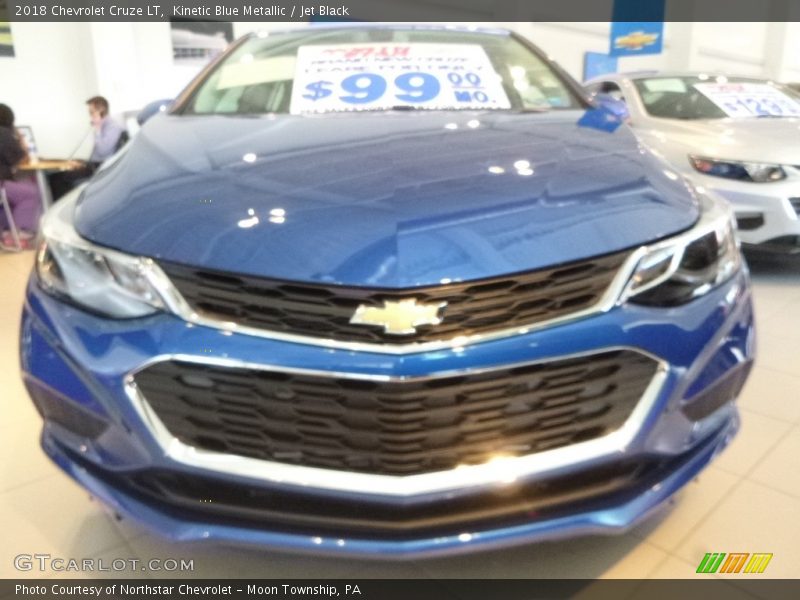 Kinetic Blue Metallic / Jet Black 2018 Chevrolet Cruze LT